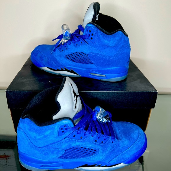 Jordan gym blue suede 5s - Picture 1 of 2